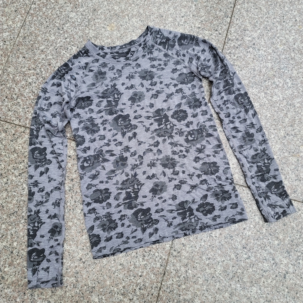 Arhleta long sleeve top